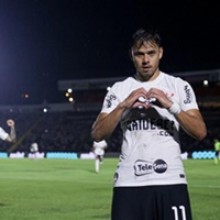 Corinthians se recupera no Campeonato Paulista com vitória de goleada sobre o Botafogo