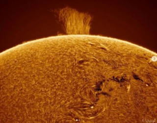 Imensa “cachoeira de plasma” é registrada no Sol