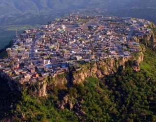 Conheça Amadiya: a incrível cidade construída nas alturas